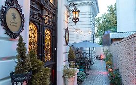 Conacul Coroanei Luxury Boutique Hotel